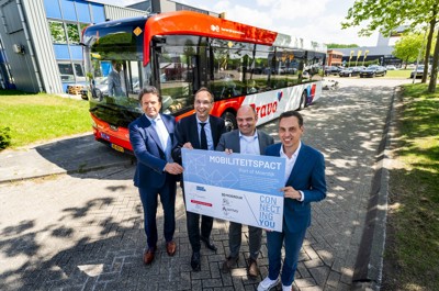 Provincie, Havenbedrijf, Gemeente En Arriva Tekenen Mobiliteitspact Port Of Moerdijk